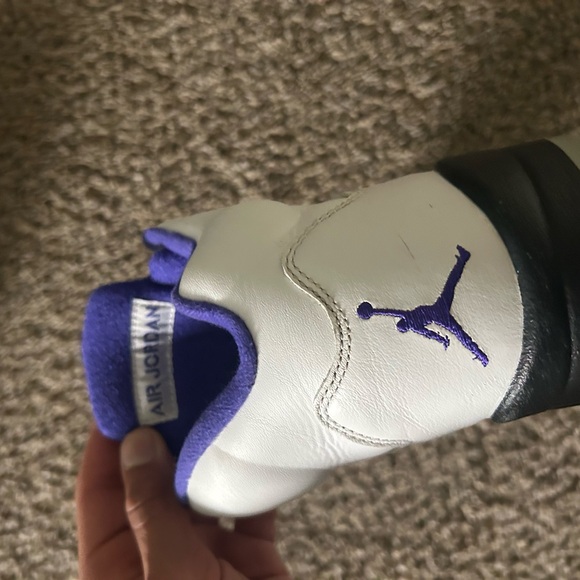 Jordan Retro White and Purple Sneakers - Picture 13 of 13